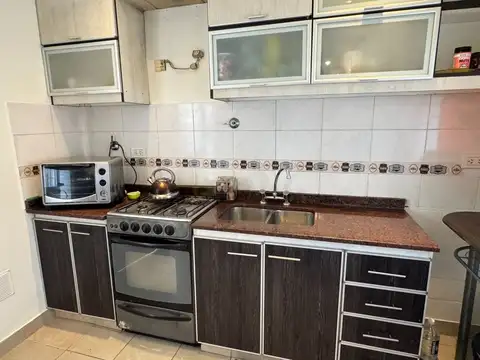 Depto Tipo Casa 4 ambientes con 1 baño