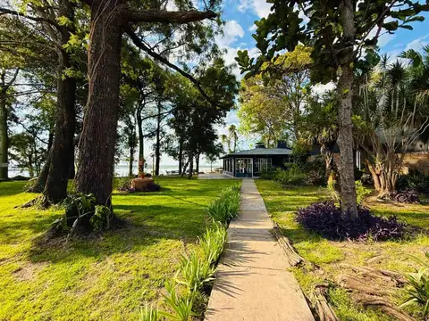 Casa en Venta de 9 dormitorios