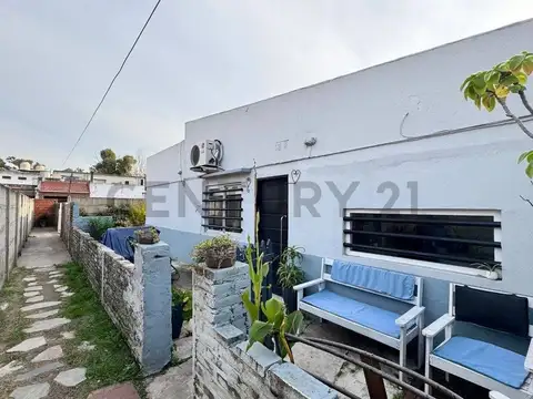 DOS VIVIENDAS MAS TALLER EN VENTA EN TOLOSA