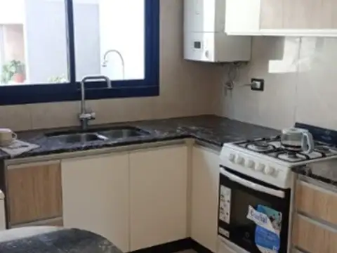 Depto Tipo Casa 4 ambientes con 2 baños