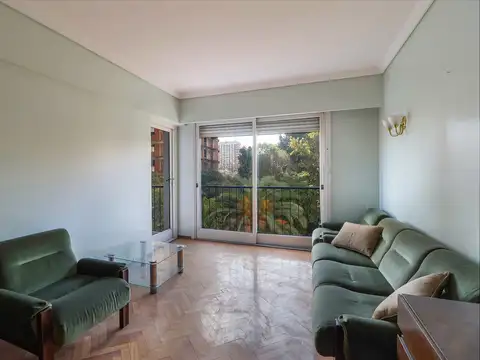 Venta en Belgrano R. Departamento 3 Ambientes con Dependencia sobre Avenida Melián. Muy Luminoso