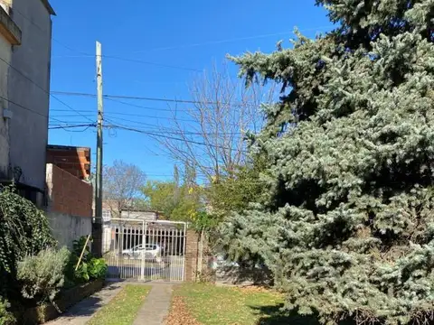 Casa en Venta con 10 cocheras