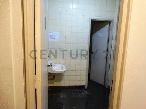 VENTA  OFICINA COMERCIAL CENTRO