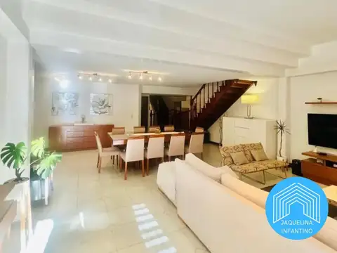 CASA 4 AMBIENTES - HAEDO CHICO