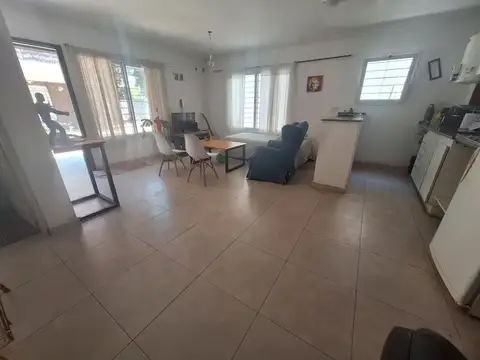 Depto Tipo Casa en Venta de 1 dormitorio