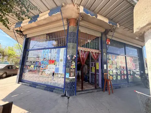 Local en Alquiler en Moreno, $ 3.000.000