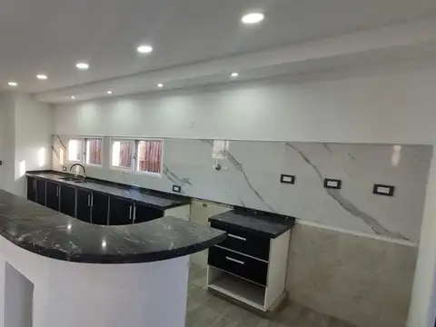 VENTA CASA 4 AMB. pileta B SAN PABLO PILAR