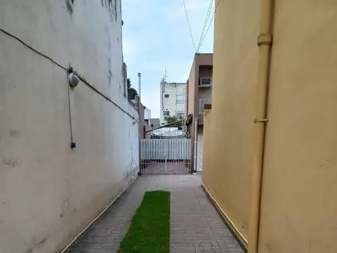 HAEDO - TRES AMBIENTE CON COCHERA- ACEPTA MENOR VALOR