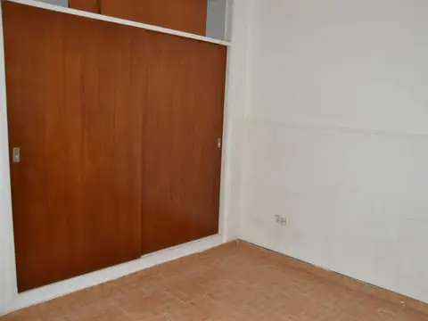 Depto Tipo Casa en Venta en Lanus Oeste, USD 45.000