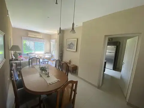 Av Libertador  al 16700