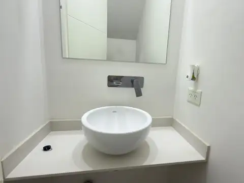 Depto Tipo Casa en Alquiler de 3 dormitorios