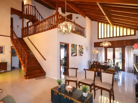 Casa en Venta de 5 dormitorios