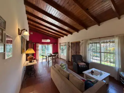VENTA CASA 4 AMBIENTES EN BARRIO BELLO HORIZONTE, RICARDO ROJAS