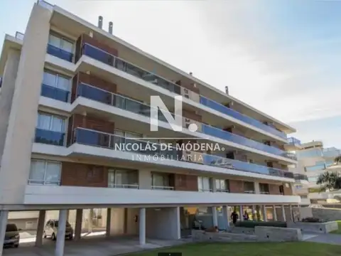 Vende apartamento Mono ambiente en Aidy Grill, Punta del Este