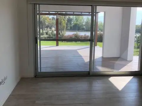 Departamento en Venta en Albanueva, USD 600.000