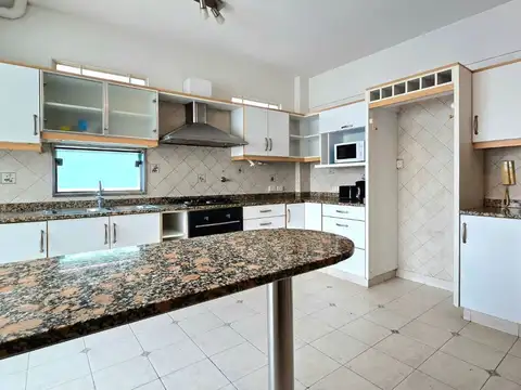 Departamento en Venta con 2 cocheras