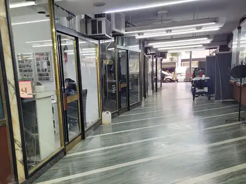 OPORTUNIDAD ! Local en  Galería