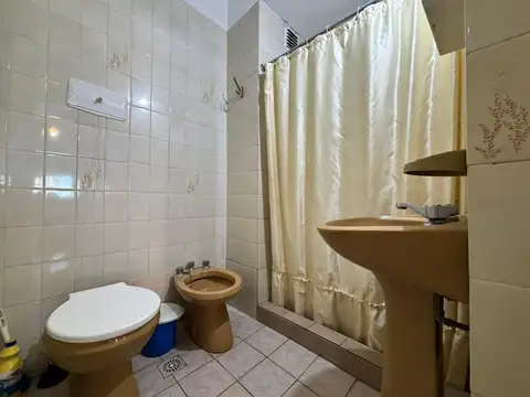 CHIOZZA 3300, Piso 6