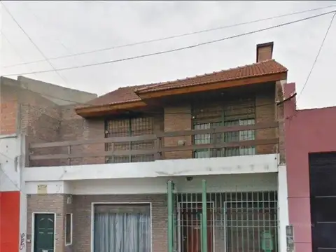 Dos casas en venta s/ lote de  307 m2 Temperley E.