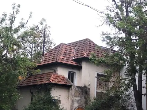 Excelente lote en esquina en Belgrano R