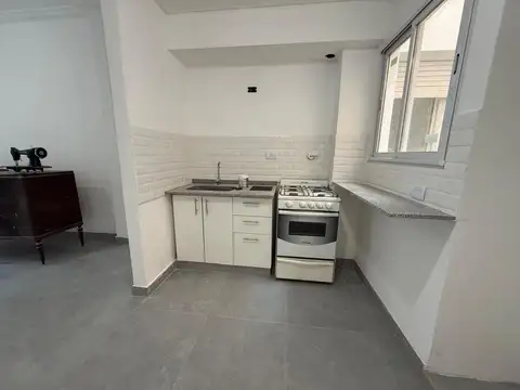 Depto Tipo Casa en Venta en Villa Pueyrredon, USD 139.000