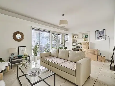 Venta Recoleta Semipiso 4 ambientes Al frente con balcón y patio/lavadero
