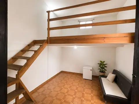 Depto Tipo Casa en Venta 53 años