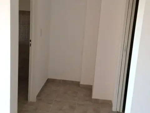 Departamento en Alquiler en Haedo, $ 400.000