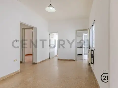 PH 2 Dormitorios con Patio – La Plata (Calle 37 e/1 y 2)