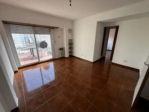 Departamento aterrazado en venta en Almagro Norte