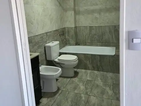 Departamento en Alquiler en Villa Real, $ 700.000