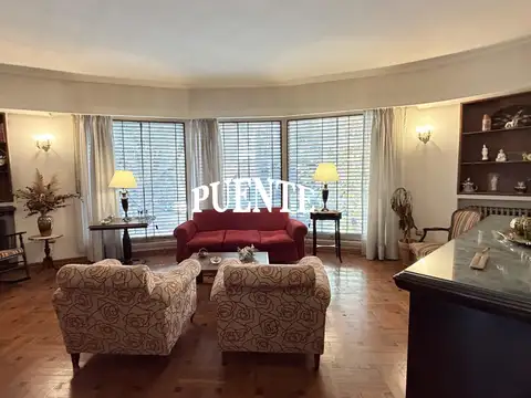 Departamento en Alquiler con 1 cocheras