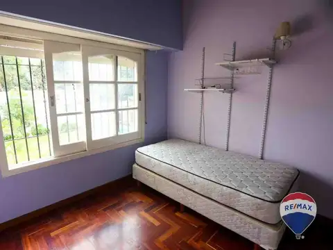 Valentín Alsina 300