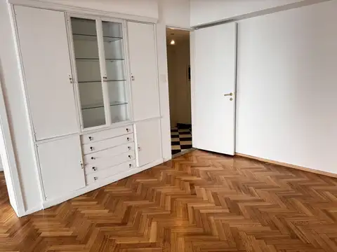Departamento 4 ambientes con 3 baños