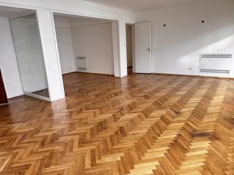 José De Sucre 2000, Piso 6