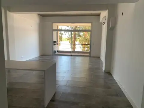 Arribeños, Zarate Chico 100, Piso 4°