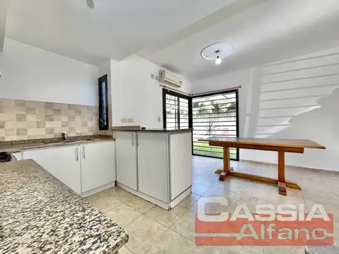 Depto Tipo Casa en Venta 5 años