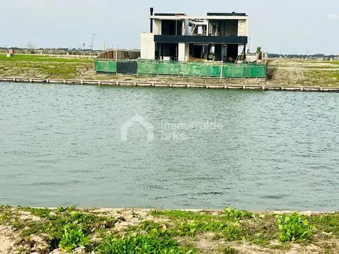 Terreno en Venta de 947,0 m2