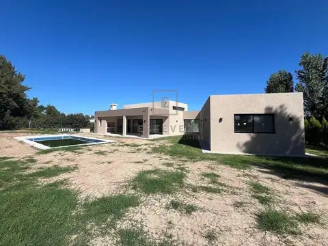 Casa en Venta en San Matias, USD 260.000