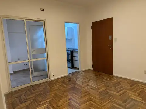 Av. Olazábal 5200 , Piso PB