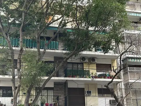 VENTA DE EXCELENTE 3 AMBIENTES,  EN VILLA URQUIZA, CABA