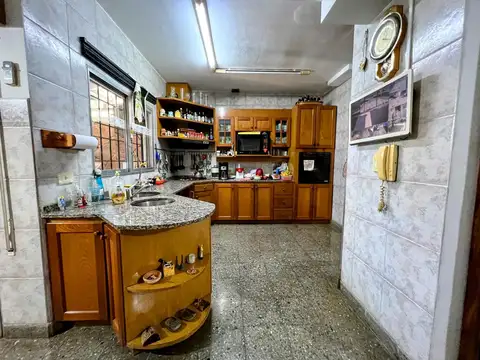 Casa en Venta en Alberdi, USD 220.000