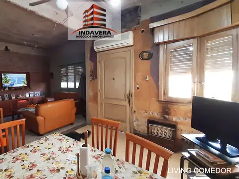 Depto Tipo Casa en Venta de 5 ambientes