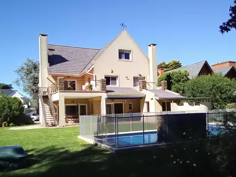 Casa en Venta al Este