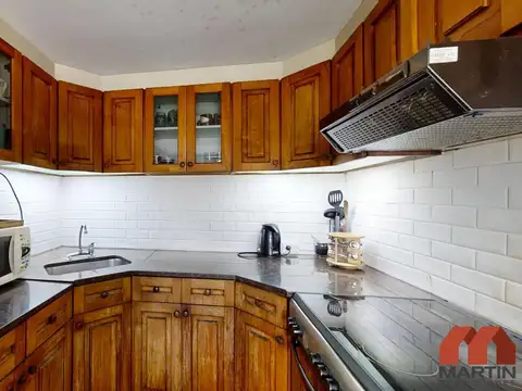 Casa 5 ambientes con 2 baños
