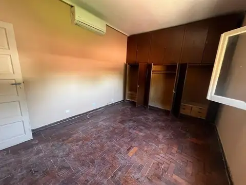 Depto Tipo Casa en Alquiler de 2 ambientes