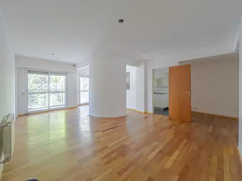 DEPARTAMENTO EN ALQUILER DE 2 DORMITORIOS + ESCRITORIO CON COCHERA