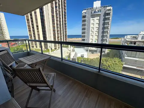 Departamento en Alquiler Temporal en Playa Brava, USD 7.000