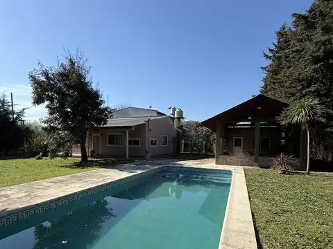 Casa en venta en Ezeiza 4 ambientes