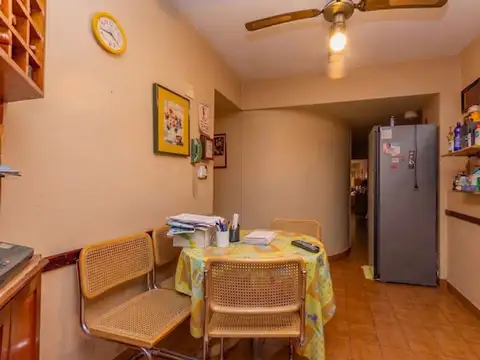 Departamento 4 ambientes con 2 baños